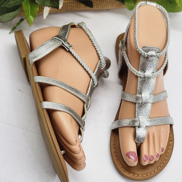Metallic Silver Comfort Sandals with Adjustable Straps - Picture 2 of 6